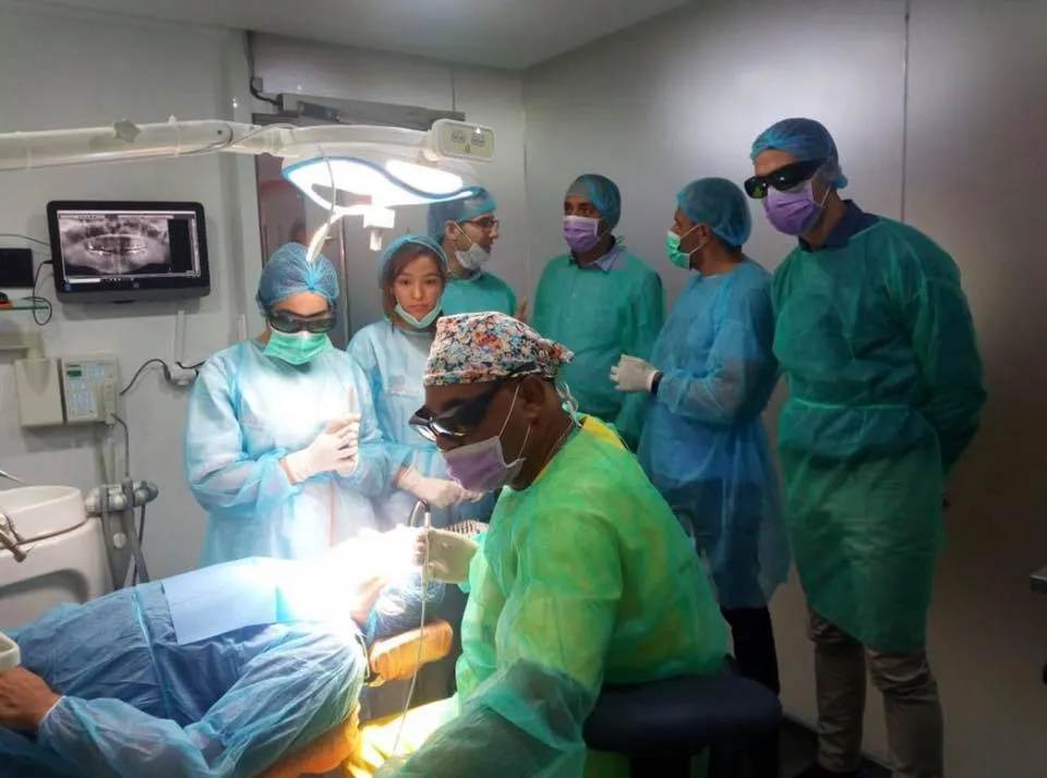 Laser thérapie parodontale